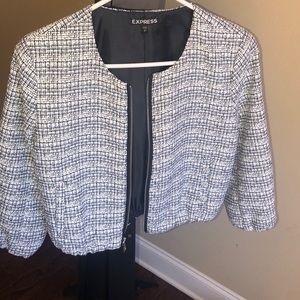 a black and white jacket